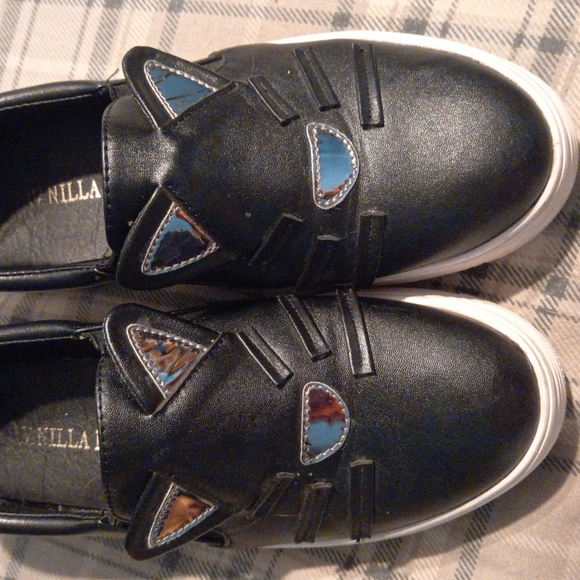 Black kitty cat shoes - Picture 2 of 6